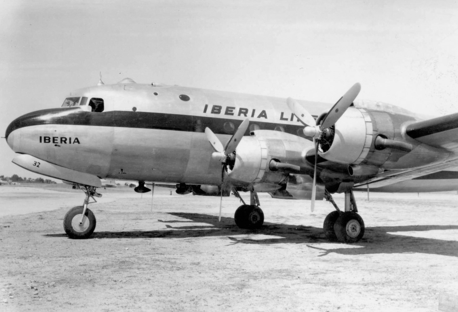 From Iberia's Archives: The History-making DC-4 - Me gusta volar