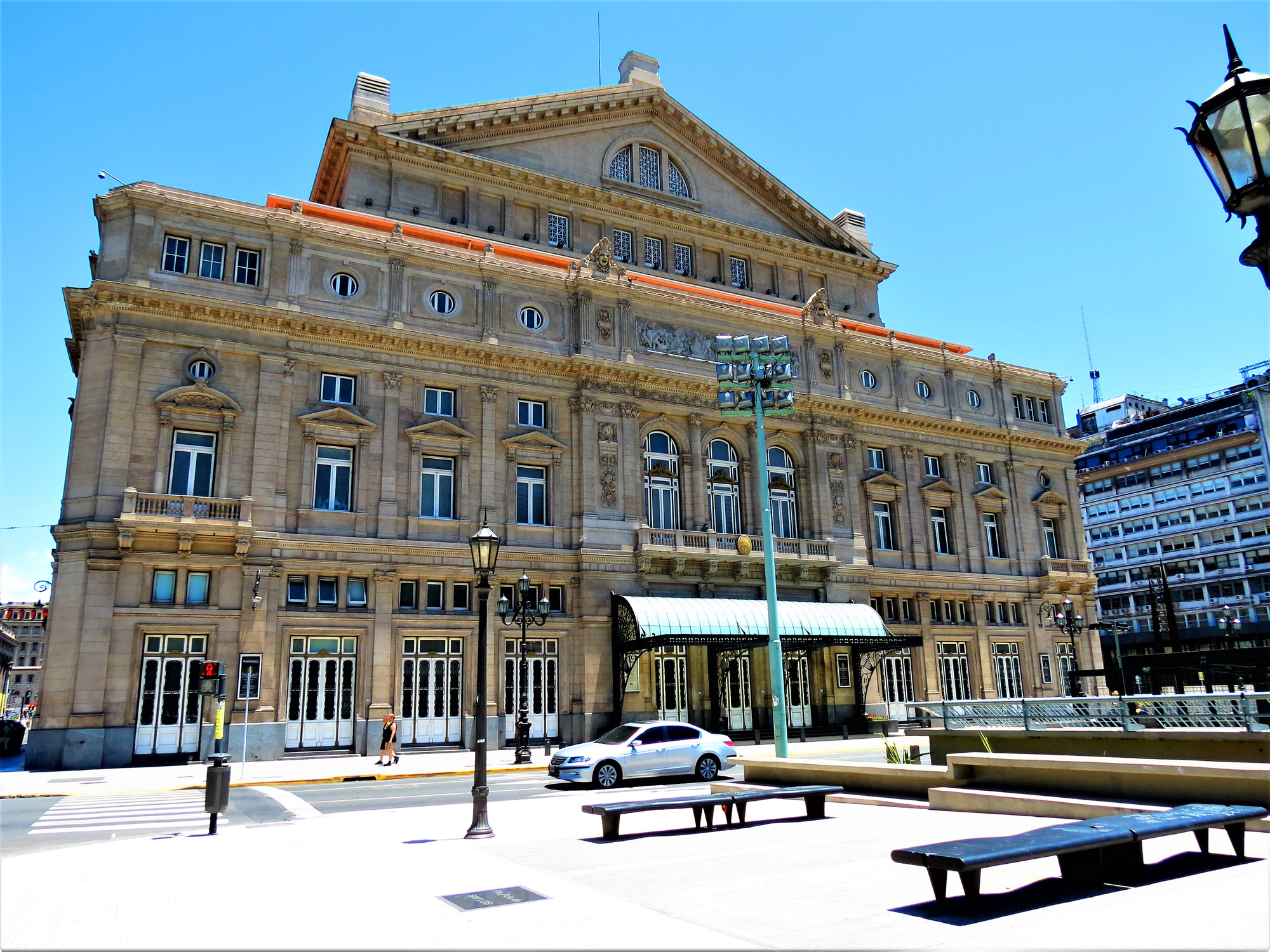 Teatro-Colón