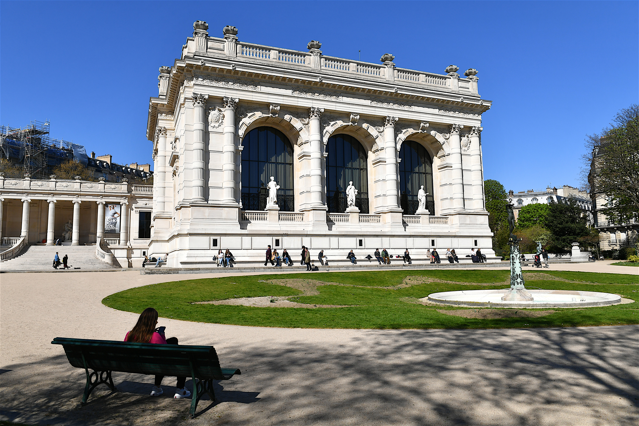 Paris-Palais-Galliera-jardines-palacio